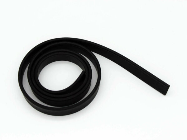 Резина черная UNGER - 1.05м GT 245
