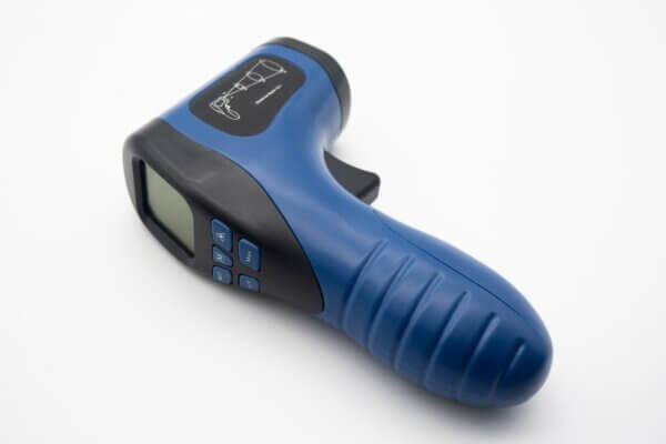 Цифровой термометр SI420